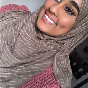 Meet your Posher, Asma